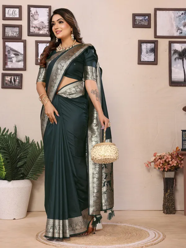 Green_Art_Silk_Saree_For_Women
