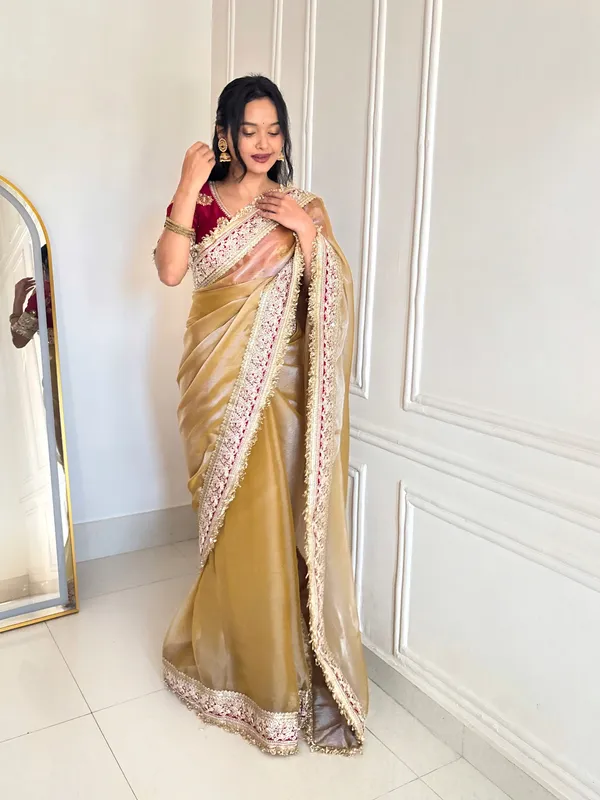 Yellow_Silk_Blend_Saree_For_Women