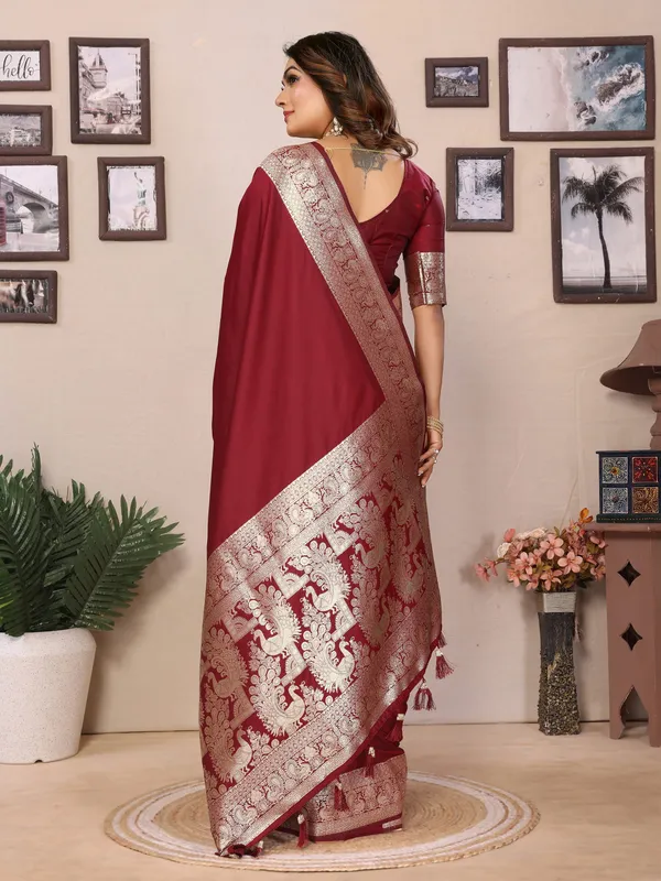 Maroon_Art_Silk_Saree_For_Women