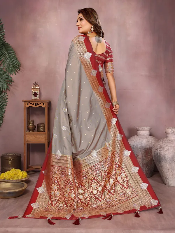 Grey_Art_Silk_Saree_For_Women