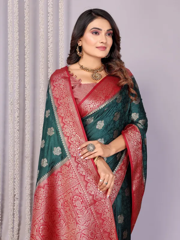 Green_Silk_Blend_Saree_For_Women