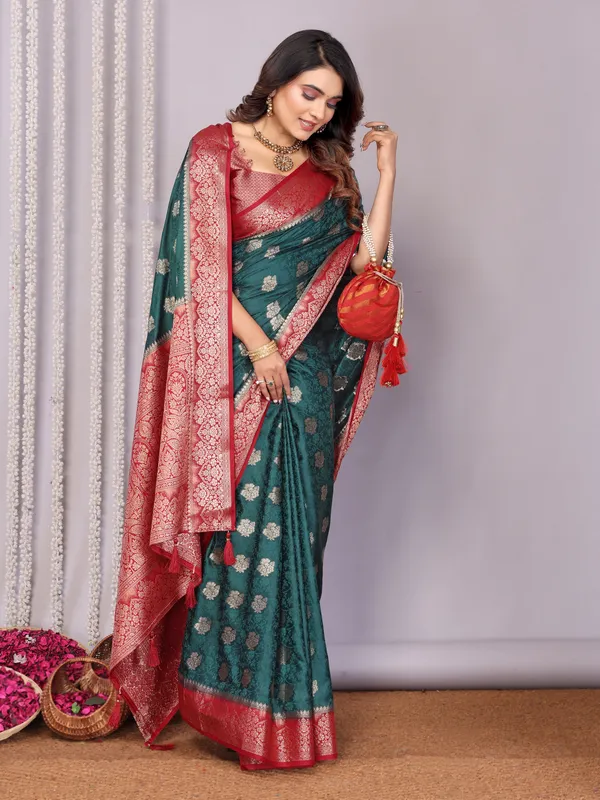Green_Silk_Blend_Saree_For_Women