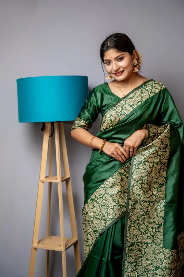 Green_Silk_Blend_Saree_For_Women