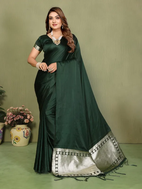 Green_Satin_Saree_For_Women