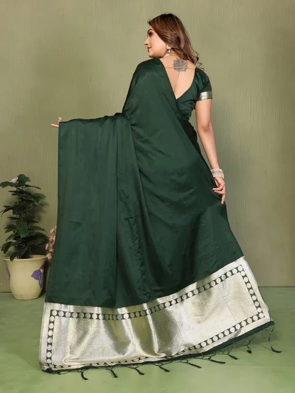 Green_Satin_Saree_For_Women