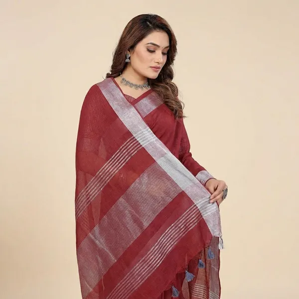 Red_Linen_Blend_Saree_For_Women