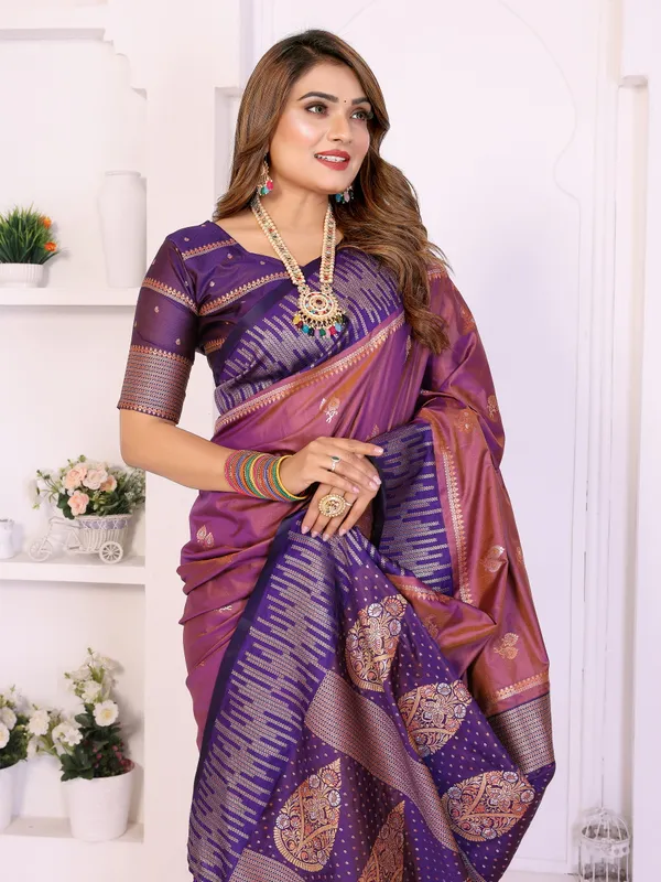 Purple_Silk_Blend_Saree_For_Women