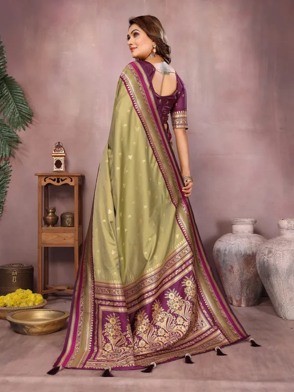 Olive_Green_Art_Silk_Saree_For_Women