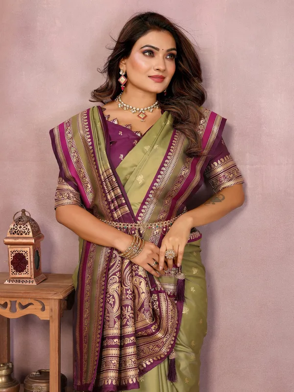 Olive_Green_Art_Silk_Saree_For_Women