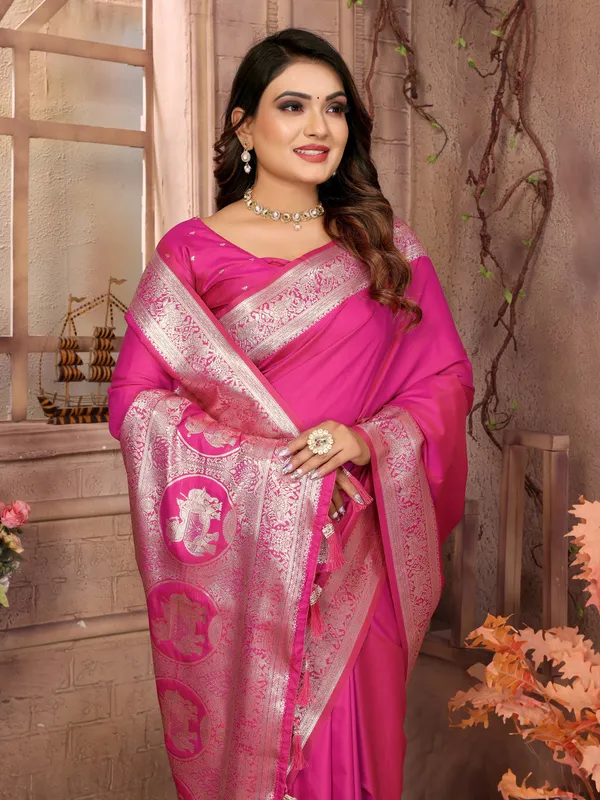 Pink_Art_Silk_Saree_For_Women