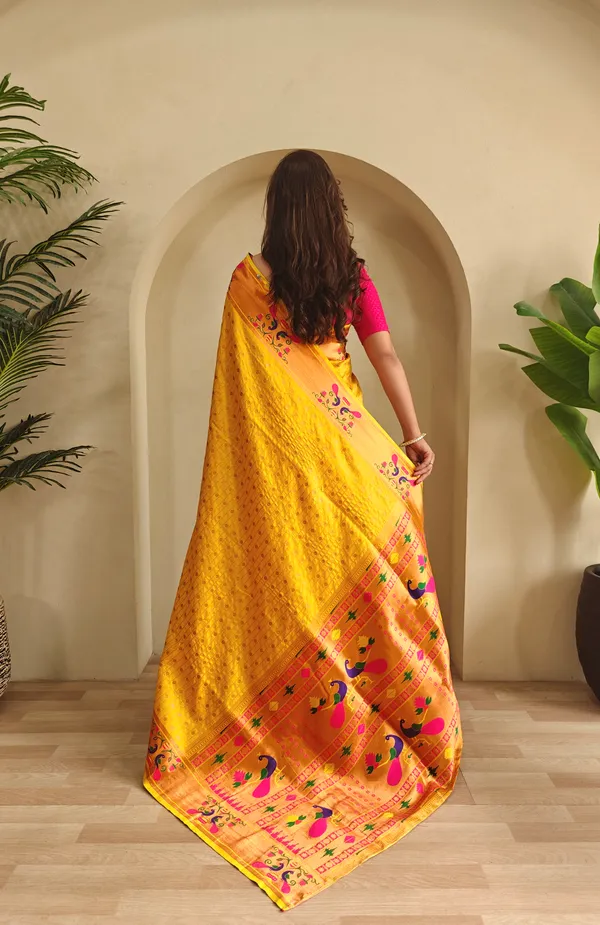 Yellow_Art_Silk_Saree_For_Women