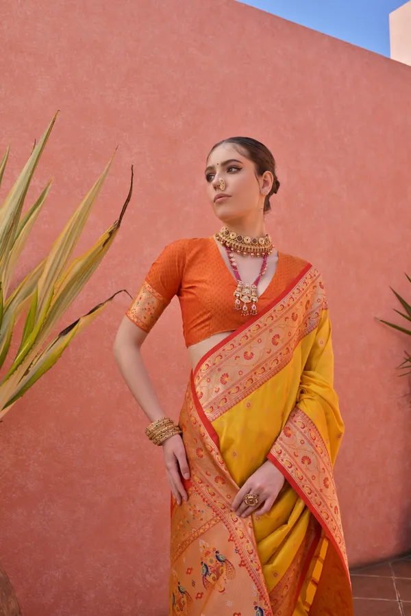 Yellow_Art_Silk_Saree_For_Women