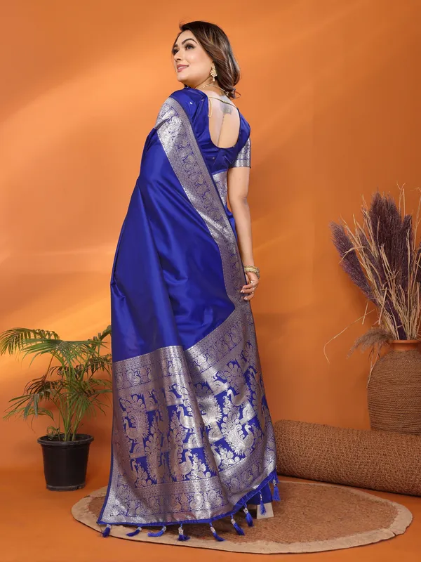 Blue_Art_Silk_Saree_For_Women