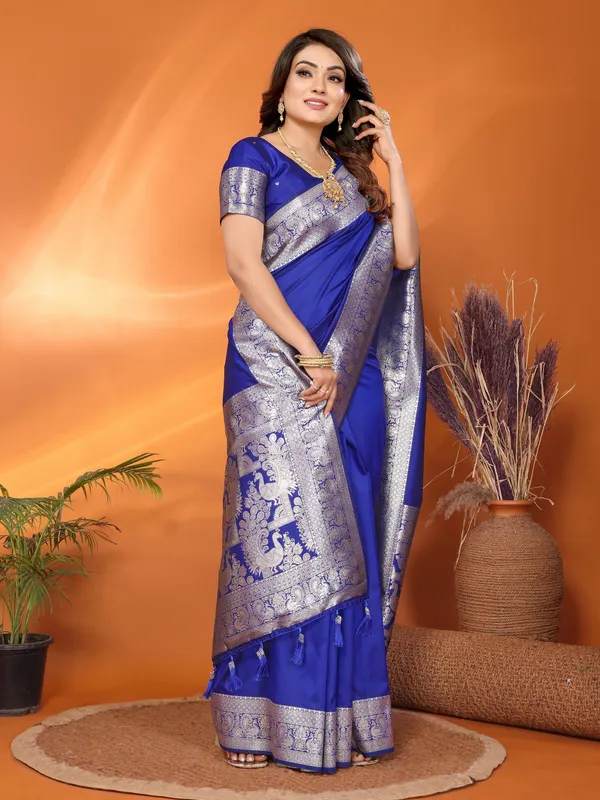 Blue_Art_Silk_Saree_For_Women
