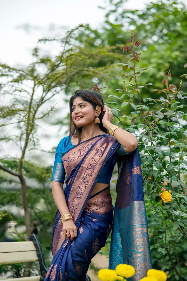 Navy_Blue_Art_Silk_Saree_For_Women