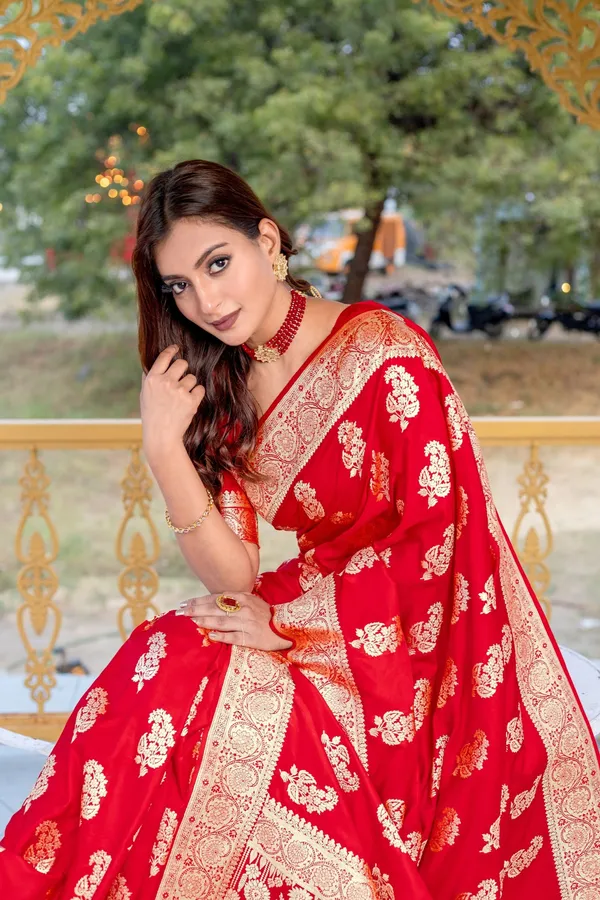 Red_Art_Silk_Saree_For_Women