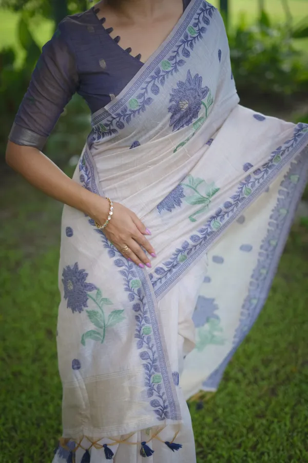 Off_White_Pure_Cotton_Saree_For_Women