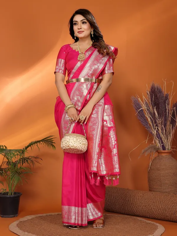 Pink_Art_Silk_Saree_For_Women