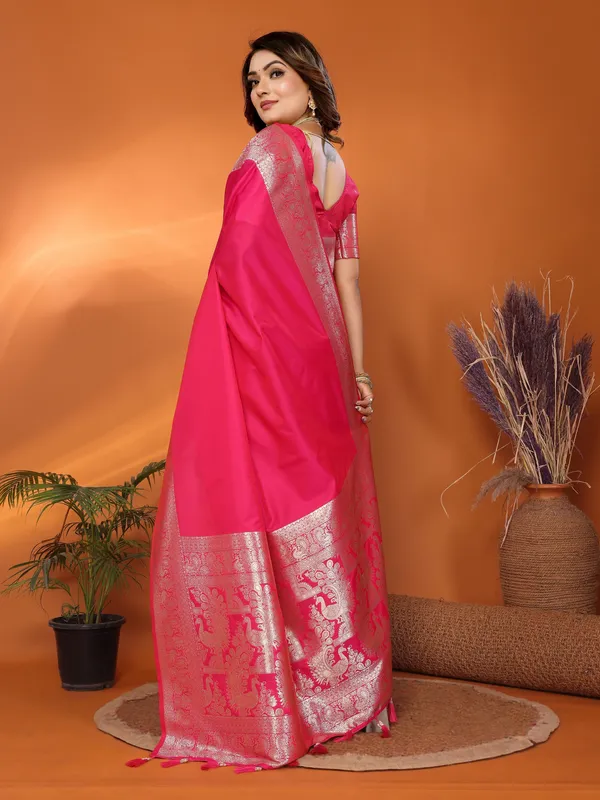 Pink_Art_Silk_Saree_For_Women