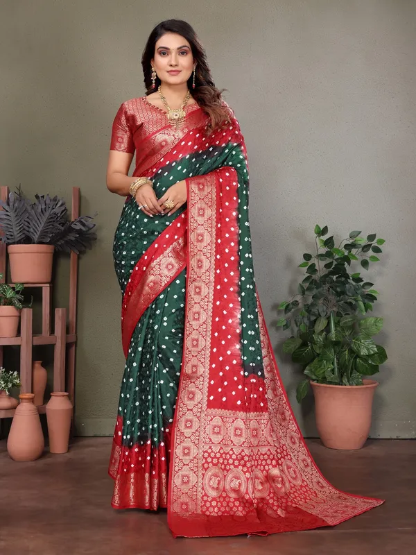 Green_Silk_Blend_Saree_For_Women