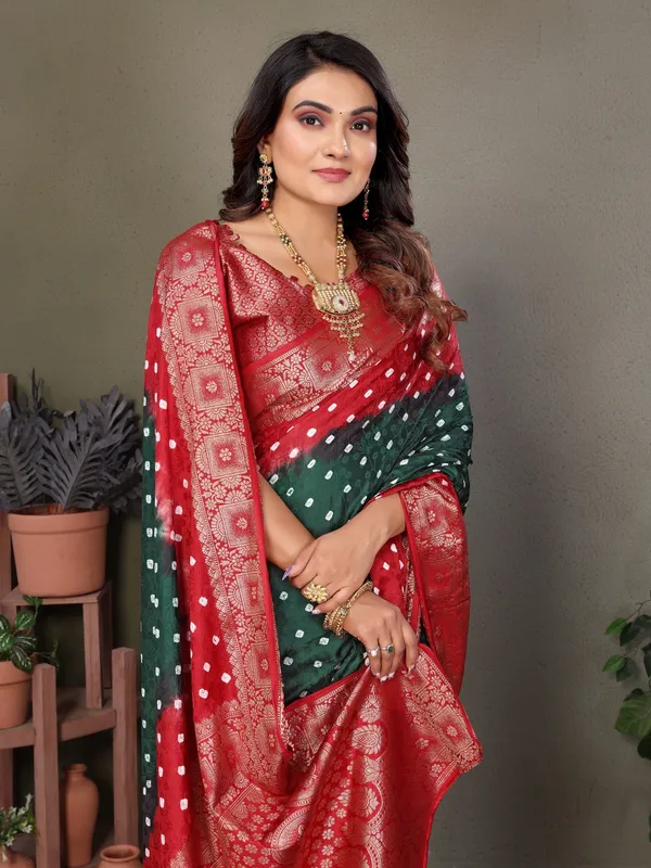 Green_Silk_Blend_Saree_For_Women