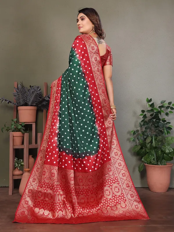 Green_Silk_Blend_Saree_For_Women