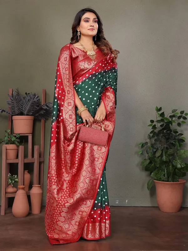Green_Silk_Blend_Saree_For_Women