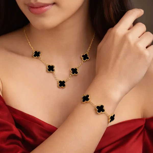 Black_And_Gold_Elegant_Clover_Necklace_And_Bracelet_Set_For_Women_Set_Of_2