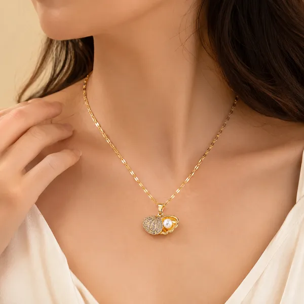 Fancy_Gold_Plated_Sea_Shell_Pearl_Pendant_Chain_for_Women_|_Korean_Aesthetic_Opening_Shell_Necklace_|_Cute_Minimalist_Daily_Wear_Jewelry_for_Girls
