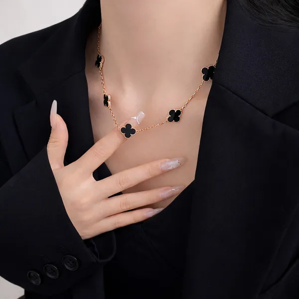 Black_Clover_Pendant_Necklace_for_Women_|_Korean_Style_Gold_Plated_Chain_|_Stylish_Minimal_Daily_Wear_Jewellery
