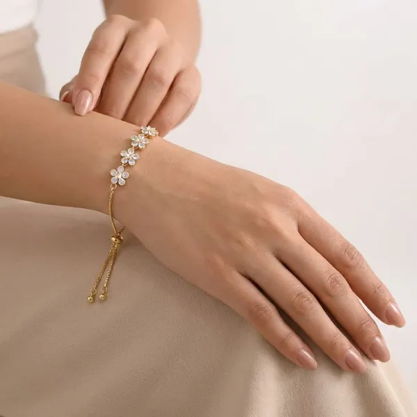 White_And_Gold_Tone_Adjustable_Floral_Bracelet_With_Crystal_Flowers_For_Women