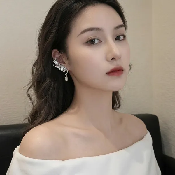 White_Elegant_Silver-Toned_Wing_Ear_Cuff_With_Pearl_Drop_For_Women