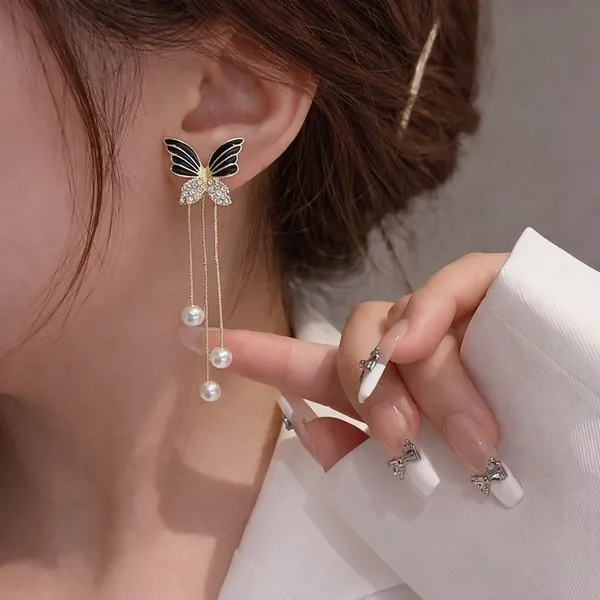 Off_White_And_Black_Elegant_Butterfly_Pearl_Drop_Earrings_With_Crystal_Accents_For_Women