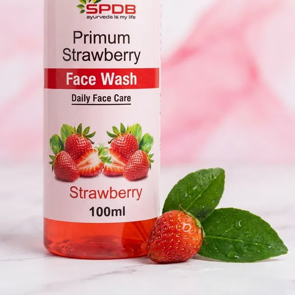 Fresh_Strawberry_Radiance_Enhancing_Facewash