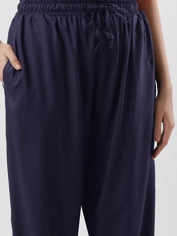 Kohinoorised_Pure_Viscose_Plain_Relaxed_Pyjamas_With_Two_Side_Pockets_Navy_Blue