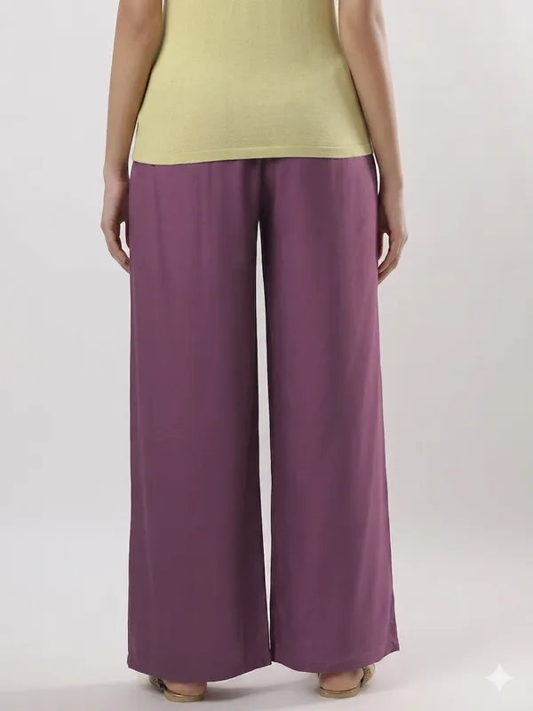 Kohinoorised_Pure_Viscos_Rayon_Palazzo_With_Two_Side_Pockets_With_Miyani_and_Drawstring_Onion