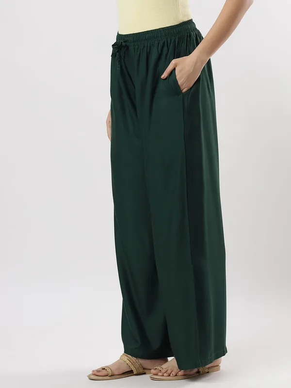Kohinoorised_Pure_Viscos_Rayon_Palazzo_With_Two_Side_Pockets_With_Miyani_and_Drawstring_Bottlegreen