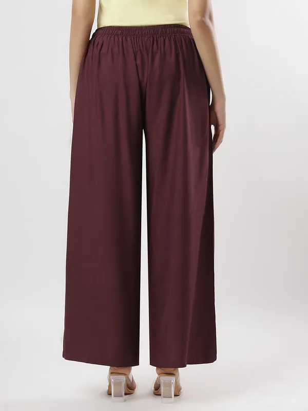Kohinoorised_Pure_Viscos_Rayon_Palazzo_With_Two_Side_Pockets_With_Miyani_and_Drawstring_Coffee