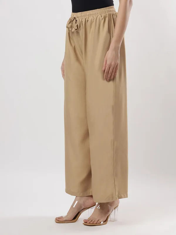 Kohinoorised_Pure_Viscos_Rayon_Palazzo_With_Two_Side_Pockets_With_Miyani_and_Drawstring_Dark_Skin