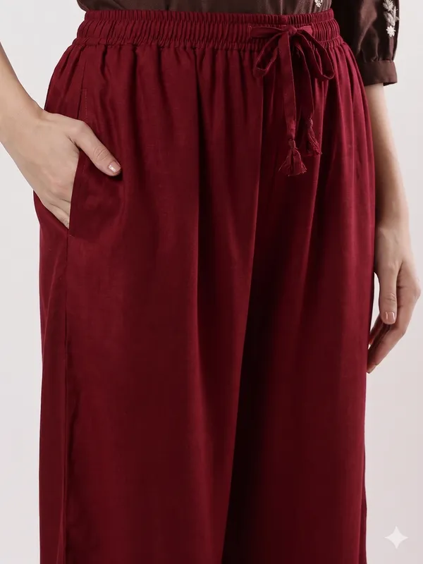 Kohinoorised_Pure_Viscos_Rayon_Palazzo_With_Two_Side_Pockets_With_Miyani_and_Drawstring_Maroon