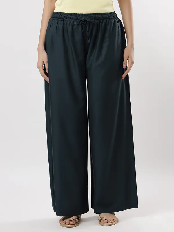 Kohinoorised_Pure_Viscos_Rayon_Palazzo_With_Two_Side_Pockets_With_Miyani_and_Drawstring_Morepankhi