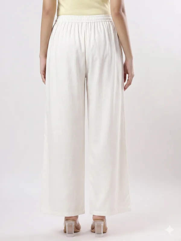Kohinoorised_Pure_Viscos_Rayon_Palazzo_With_Two_Side_Pockets_With_Miyani_and_Drawstring_Off_White