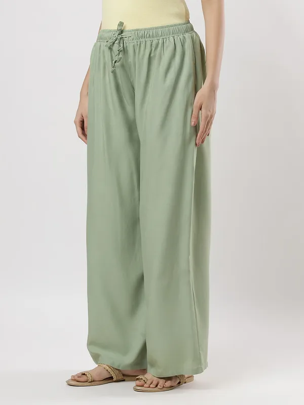 Kohinoorised_Pure_Viscos_Rayon_Palazzo_With_Two_Side_Pockets_With_Miyani_and_Drawstring_Pista