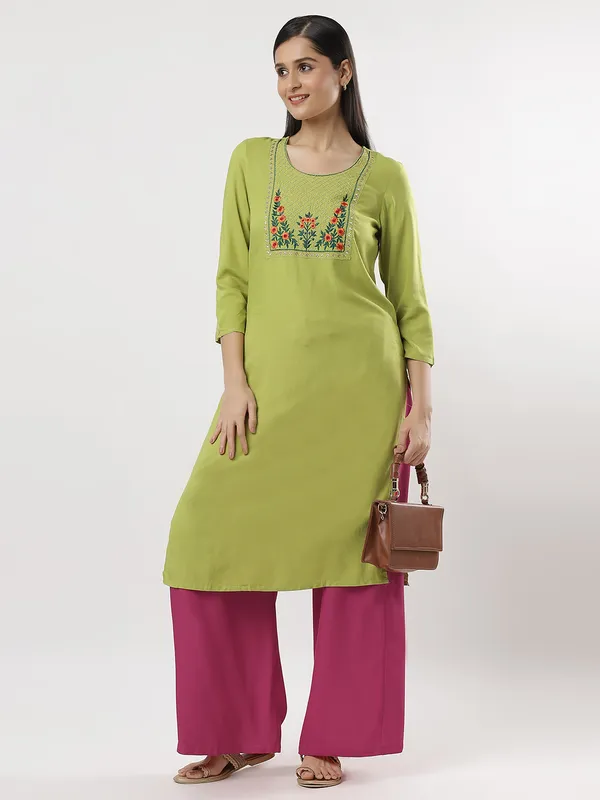 Kohinoorised_Pure_Viscos_Rayon_Palazzo_With_Two_Side_Pockets_With_Miyani_and_Drawstring_Rani