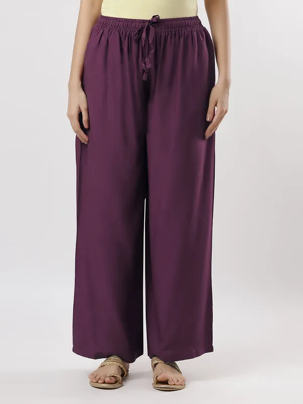Kohinoorised_Pure_Viscos_Rayon_Palazzo_With_Two_Side_Pockets_With_Miyani_and_Drawstring_Wine