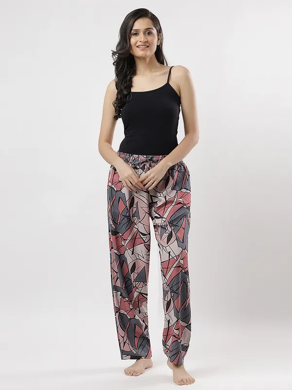 Kohinoorised_Pure_Viscose_Rayon_Printed_Relaxed_Pyjamas_with_Two_Side_Pockets_Grey_Puzzle