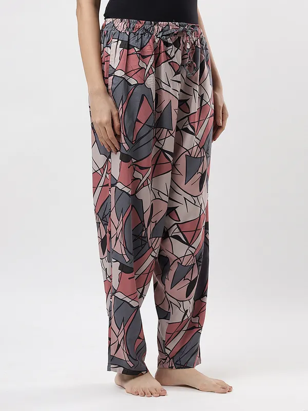 Kohinoorised_Pure_Viscose_Rayon_Printed_Relaxed_Pyjamas_with_Two_Side_Pockets_Grey_Puzzle