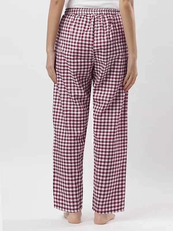 Kohinoorised_Pure_Viscose_Rayon_Printed_Relaxed_Pyjamas_with_Two_Side_Pockets_Maroon_Check