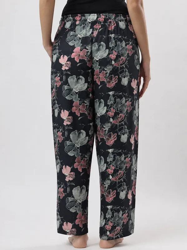 Kohinoorised_Pure_Viscose_Rayon_Printed_Relaxed_Pyjamas_with_Two_Side_Pockets_NavyBlue