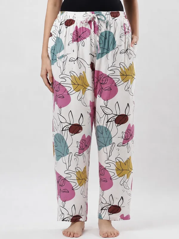 Kohinoorised_Pure_Viscose_Rayon_Printed_Relaxed_Pyjamas_with_Two_Side_Pockets_White